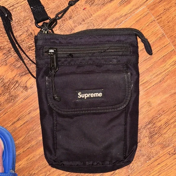 Supreme Black Crossbody Bag - Picture 3 of 3